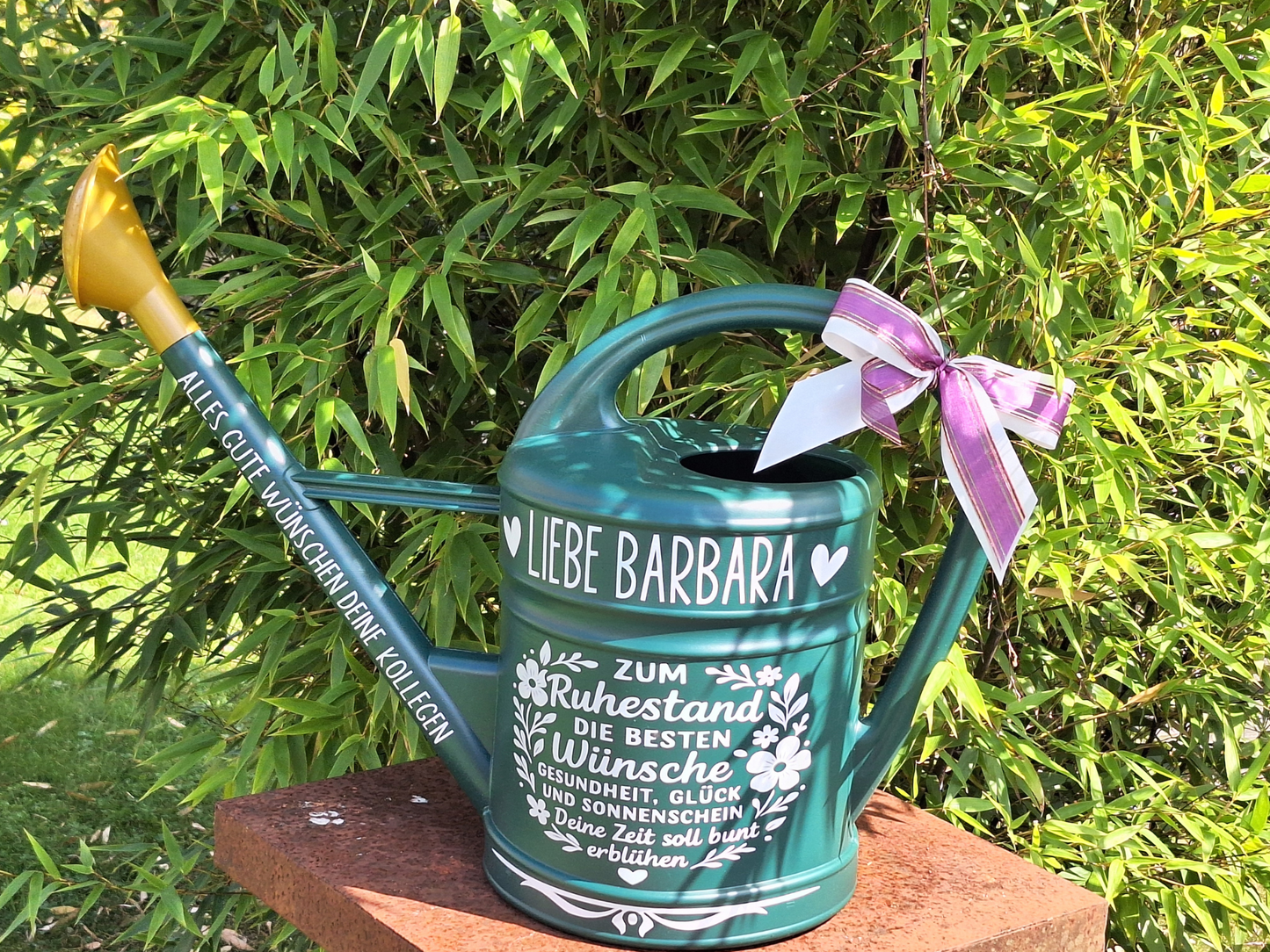 Rente Geschenk zum Ruhestand Garten Gießkanne personalisiert mit Namen und Spruch Landhausstil Grün 10 Liter