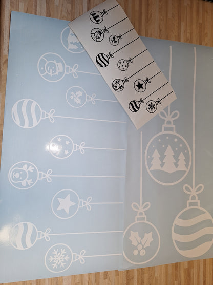 Weihnachtskugeln 9er Set Aufkleber , Weihnachtliche Fensterdekoration, Deko Sticker , Advent , Schaufenster ,  Türen ,  XXL Deko, 2 Farben