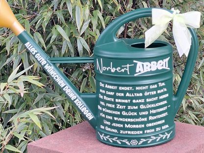 Rentnergeschenk Ruhestand Garten Gießkanne personalisiert mit Namen und Spruch Retro Grün 10 Liter