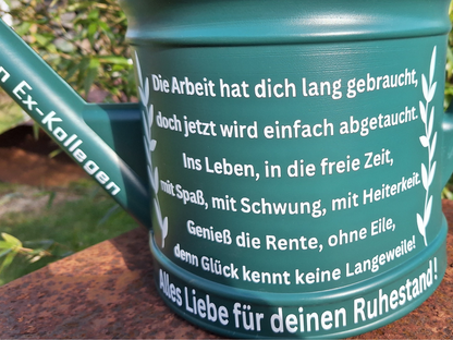 Rente Geschenk Ruhestand Gießkanne personalisiert mit Namen und Spruch Landhausstil Grün 10 Liter