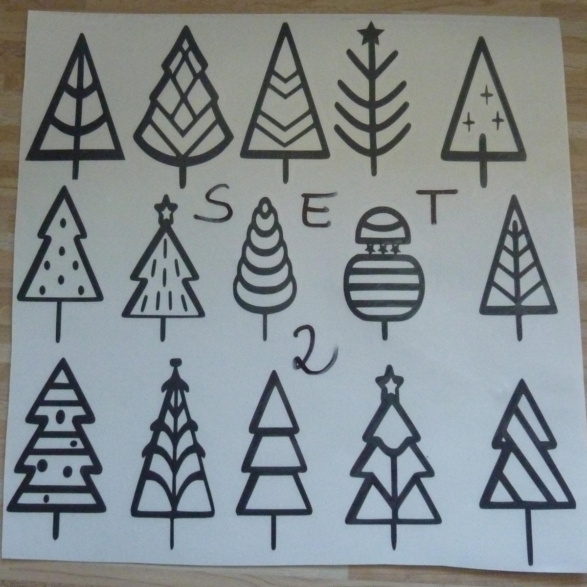 15 Bäume Weihnachten Fensteraufkleber Weihnachtsbäume Weihnachtsdeko Fensterbild Aufkleber Sticker Tannenbäume 2 Designs, 2 Farben ,3 Größen