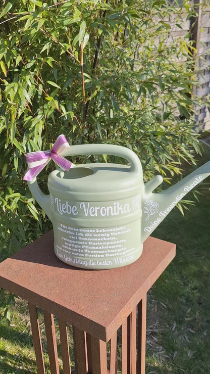 Personalisierte Gießkanne 10L mit Spruch als Geburtstagsgeschenk